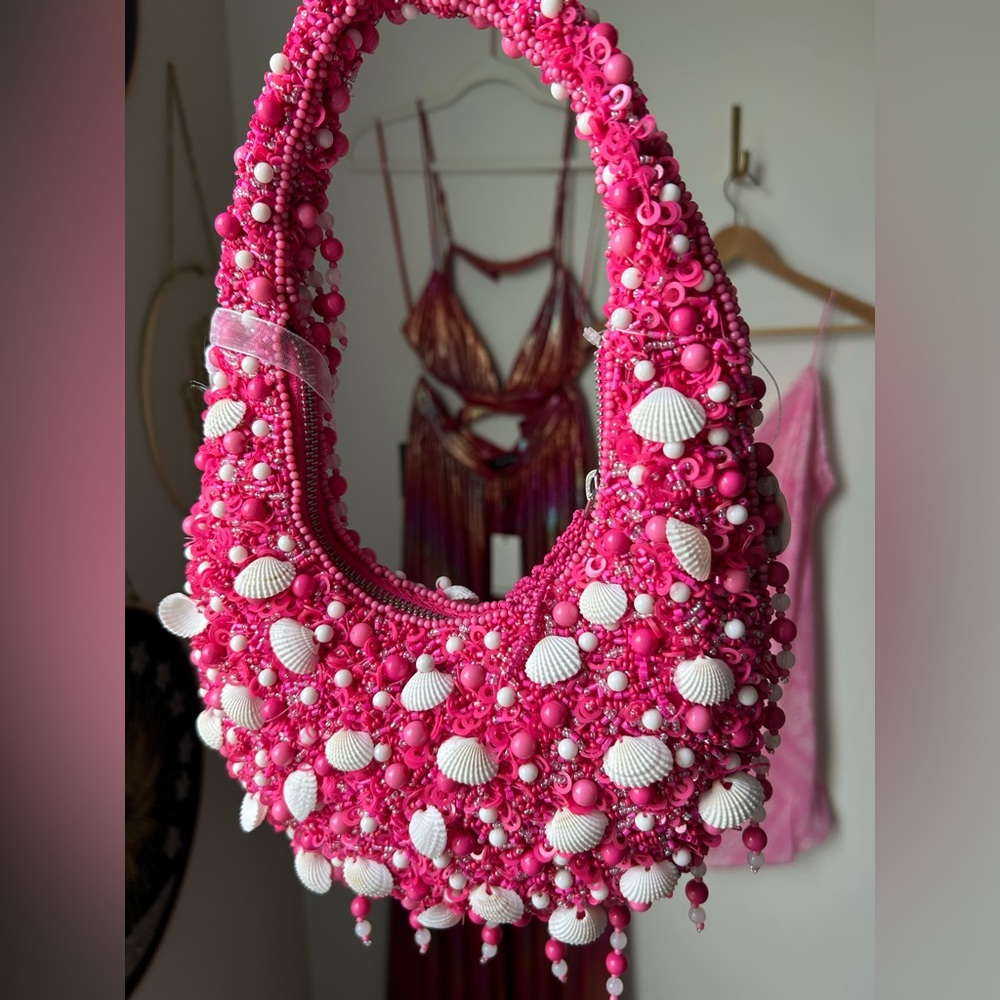 Viral beaded pink shell fringe shoulder bag - Picture 4 of 7